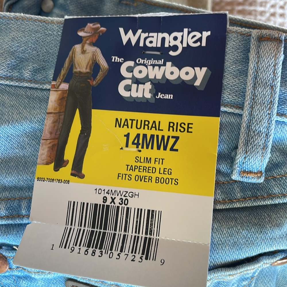 Wrangler - Picture 9 of 9